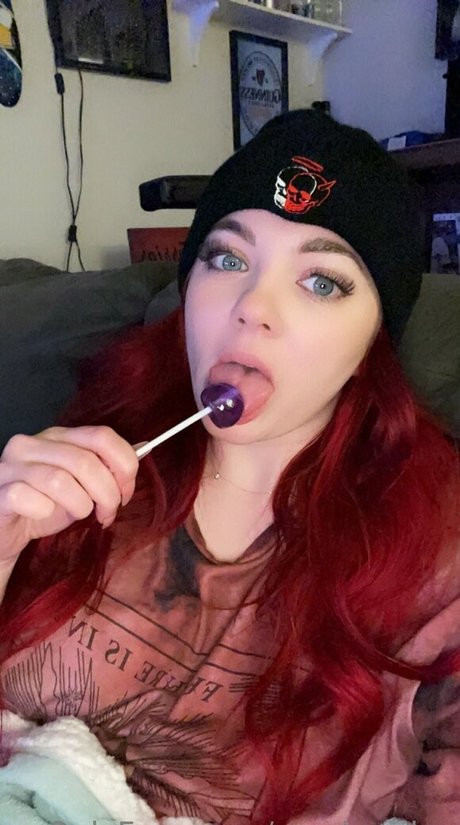 candyredxx xxx model pictures