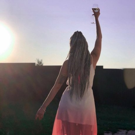 marinamagic erotic actress pic