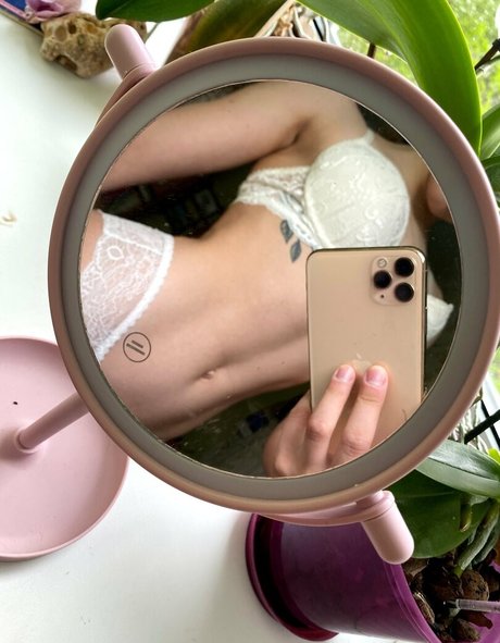 lesbian anal strapon onlyfans art nude photos