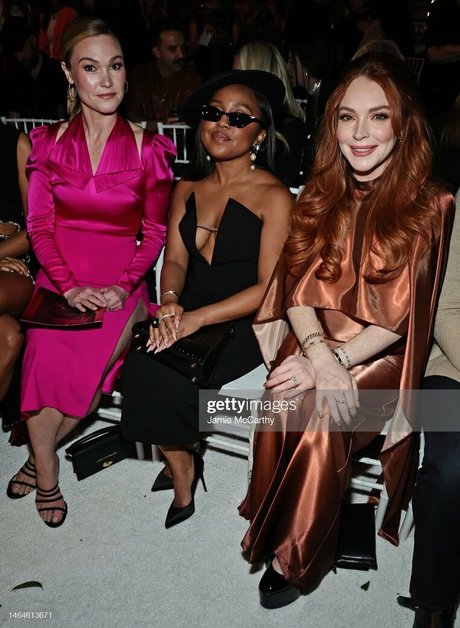 Julia Stiles pornstar sexy galleries