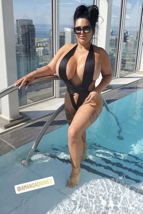 amandadivine model nudes pics
