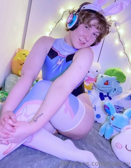 jcatboy hot actress picture