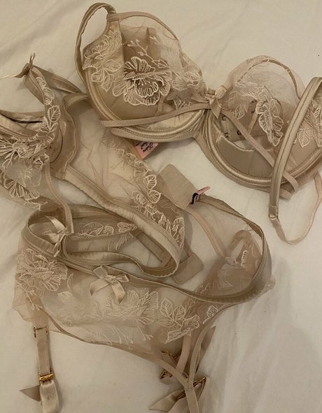 angielynxxx exclusive model photos