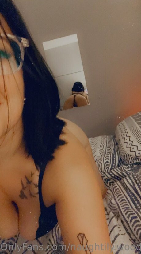 naughtily wood star erotic pictures