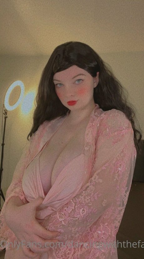 Dancingwiththefae model naked gallery