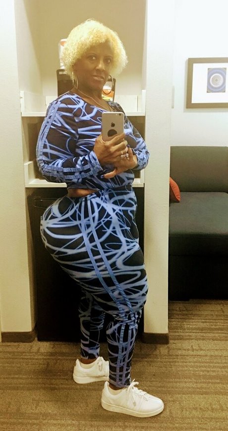 feet milf onlyfans sexy nude images