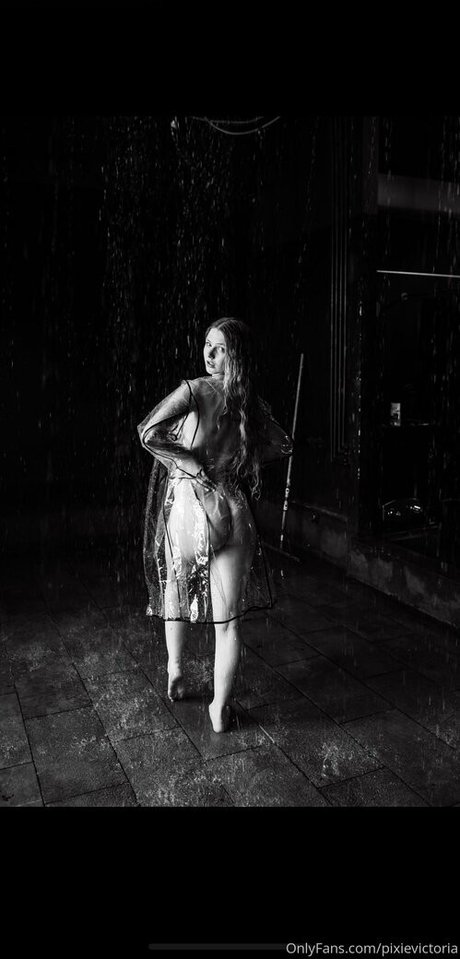 pixievictoria exclusive actress photos