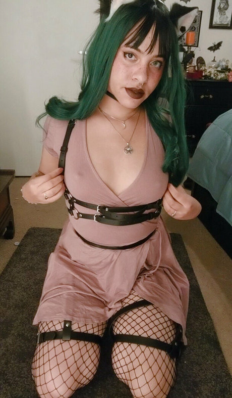 otterbee pornstar nudes picture