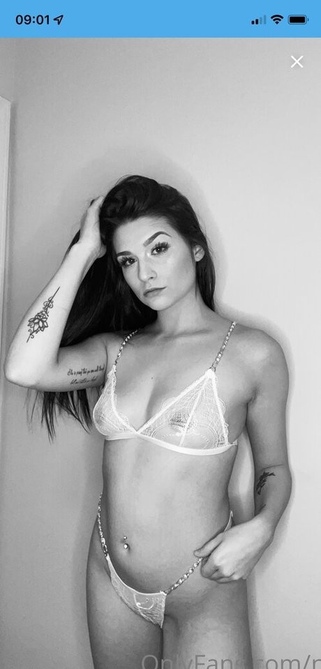 BabyNaomi top pornstar pics