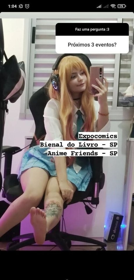 Lari Anjos star nude pic