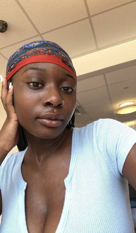 Noelle KaylahRich nude actress images