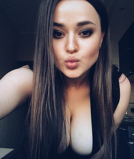 dripping wet pussy onlyfans porno pictures