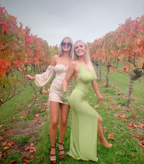 ellaredmond pornstar beautiful gallery