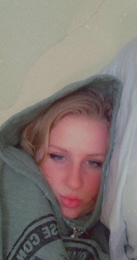 leomonade porn model img