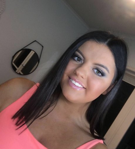 arab wife onlyfans naked picture