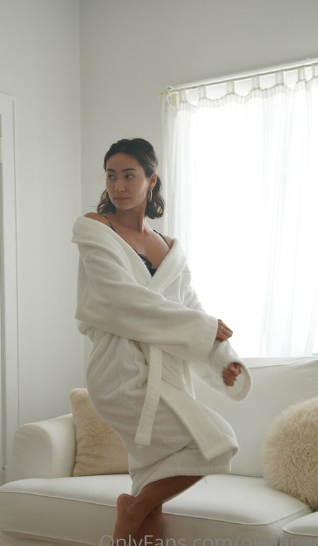 oliviapw nudes star photo