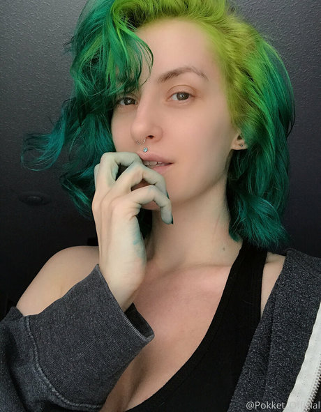 squirting pussy onlyfans erotic pic