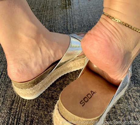 kim kisses foot goddess pornstar best archive