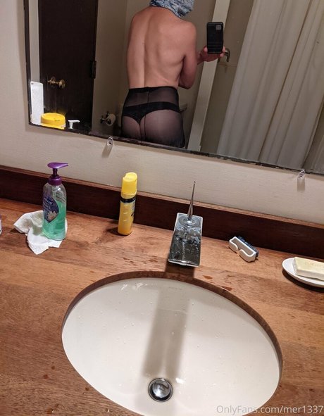 mer1337 pornstar nudes archive