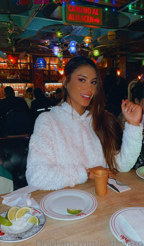 cattleyaxo star hot galleries