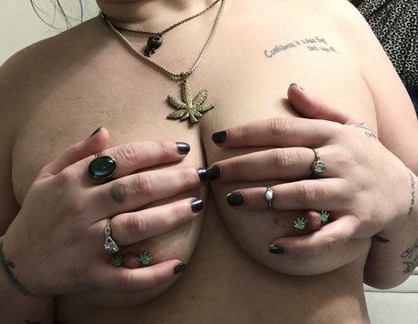 innocent onlyfans hd gallery