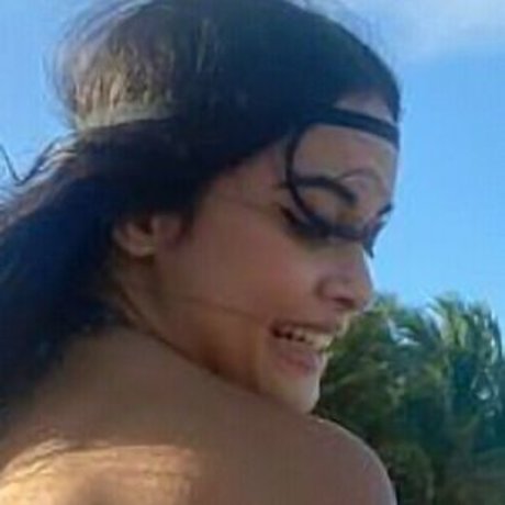 Annytainax best actress pics