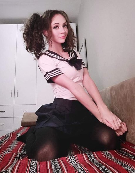 eating onlyfans porn images