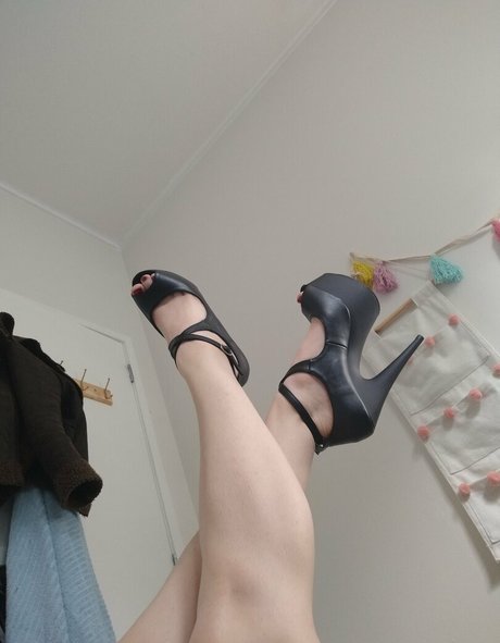 captivating raven high quality pornstar pictures