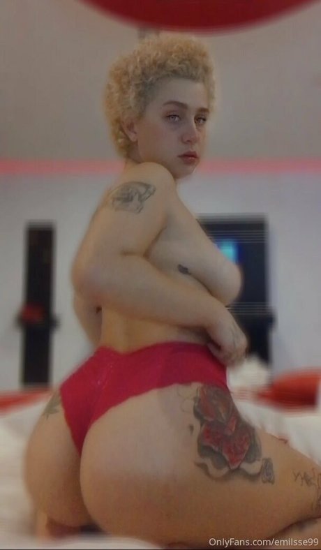 emilsse99 pornstar picture