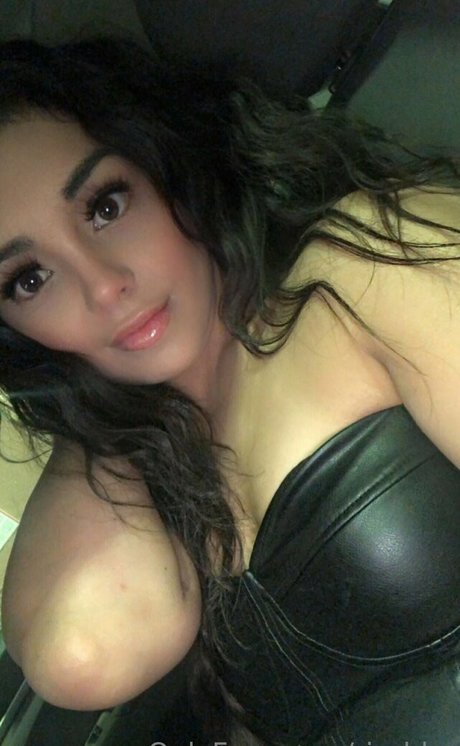 rissbby nude pornstar picture