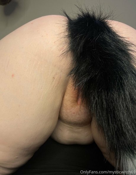 mysticwitch69 pornstar nude archive