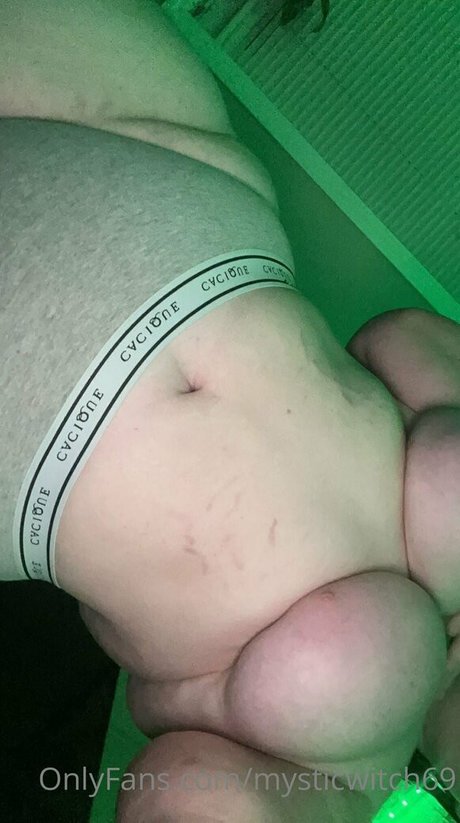 mysticwitch69 star xxx pictures