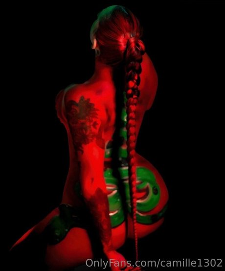 Camille Walker model erotic img