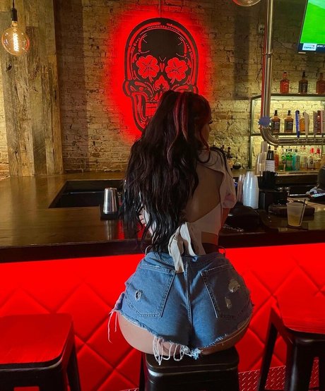 Camille Walker top pornstar image