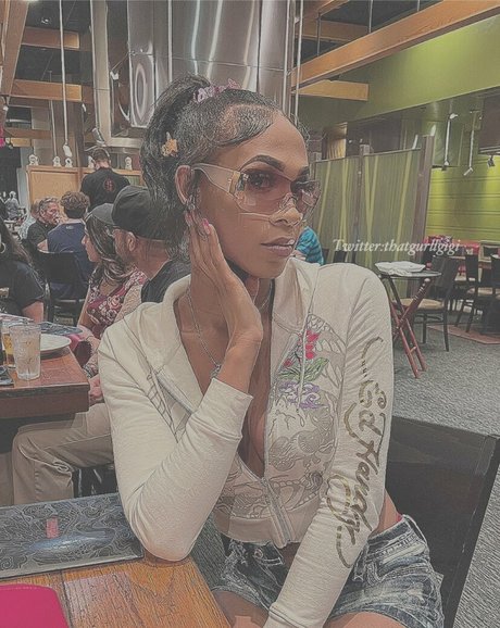 Giginatureee star exclusive pictures