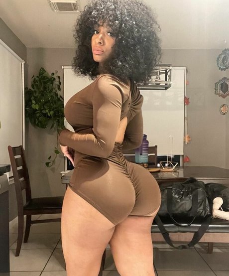 ashaughnfitness star hd pic