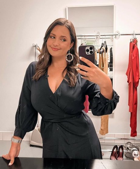 boobs selfie onlyfans erotic photos