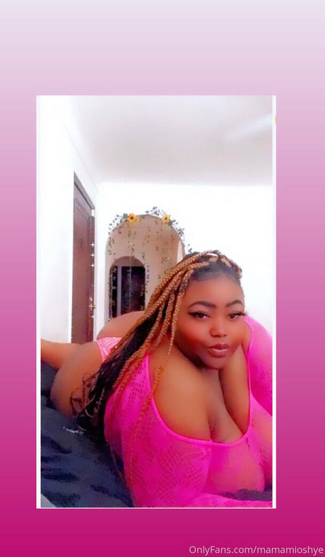 mamamioshye star nudes galleries