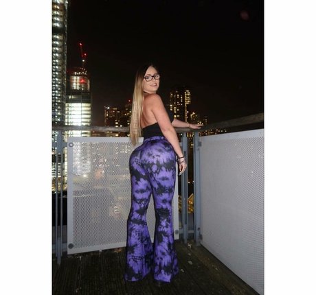 Sophie Defoe model sex gallery