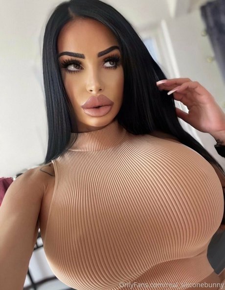 real siliconebunny hot model photos