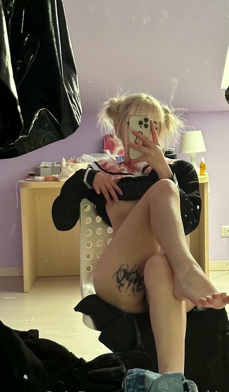 noodlesriu nude model pictures