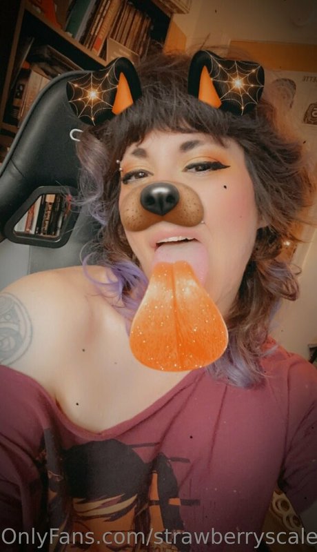 strawberryscales naked pornstar photos
