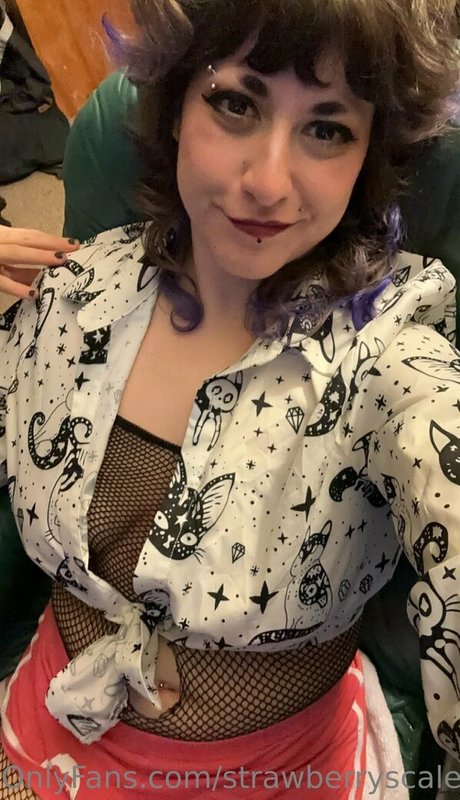 strawberryscales pornstar photos