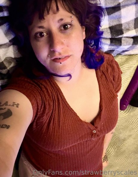 strawberryscales adult actress pic