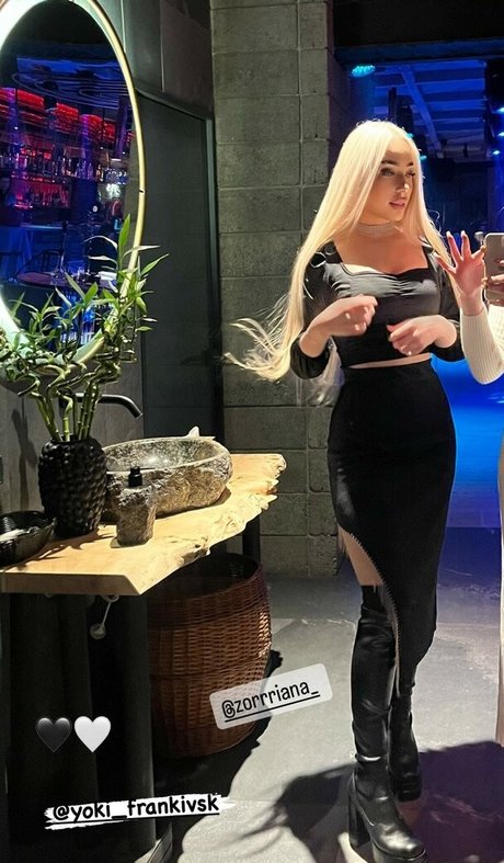 blonde small tits onlyfans sexy photo