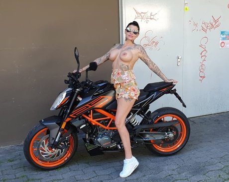 beautiful japanese onlyfans nude pics