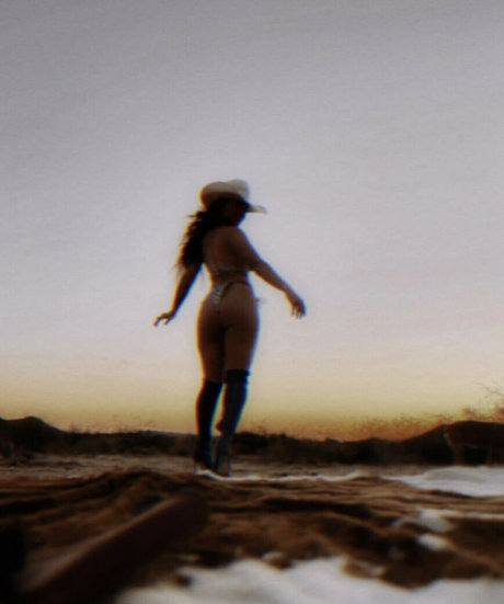 wsw21 model sex galleries