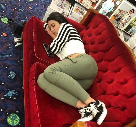 Lauren Lavera pornstar adult pictures