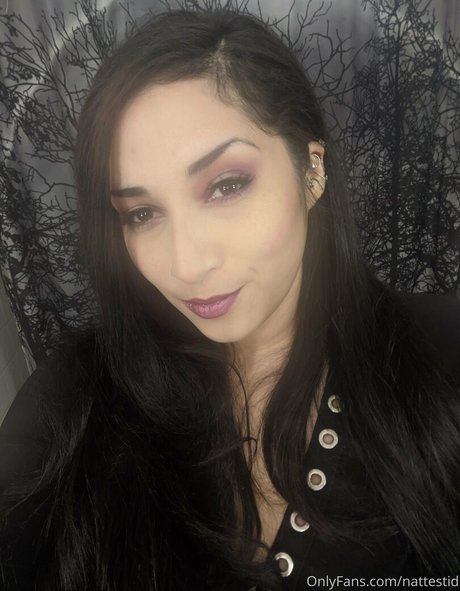 nattestid pretty pornstar image