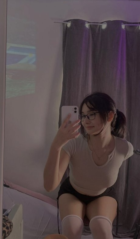 nerdy onlyfans exclusive pic